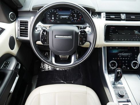 Used 2019 Land Rover Range Rover Sport Supercharged AWD/4WD image 17
