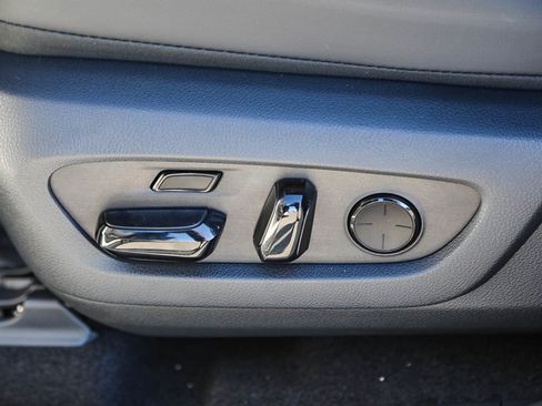 New 2026 Lexus RX 450h AWD image 19