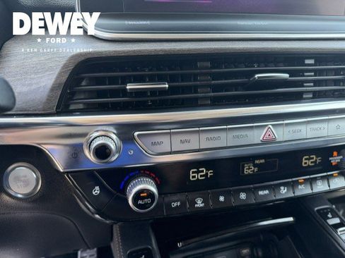 Used 2022 Kia Telluride SX w/ SX Prestige Package AWD/4WD image 21