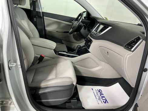Used 2018 Hyundai Tucson Sport w/ Cargo Package AWD/4WD image 21