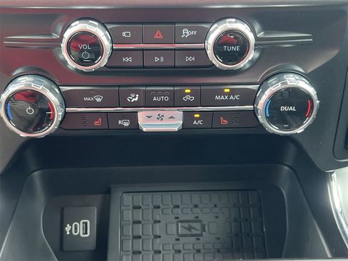 New 2025 Ford F150 XLT w/ Equipment Group 302A MID image 9