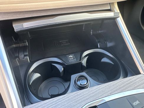 New 2025 BMW 330i xDrive Sedan w/ Premium Package image 26