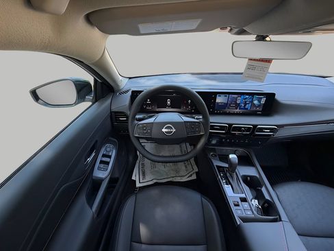 New 2026 Nissan Sentra SR w/ SR Premium Package FWD image 12