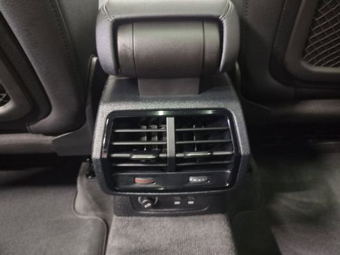 Used 2023 Audi Q3 2.0T Premium AWD/4WD image 35