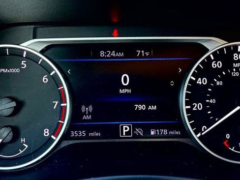 Certified 2025 Nissan Sentra SV FWD image 21