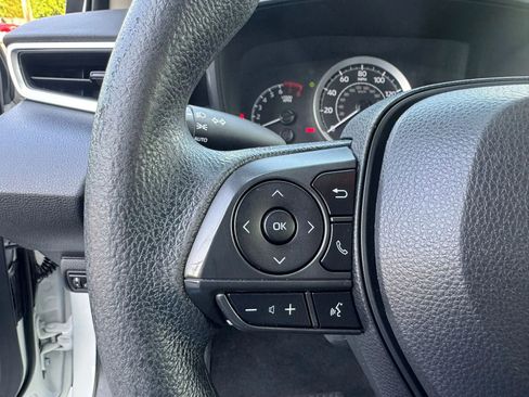 Used 2021 Toyota Corolla LE image 13