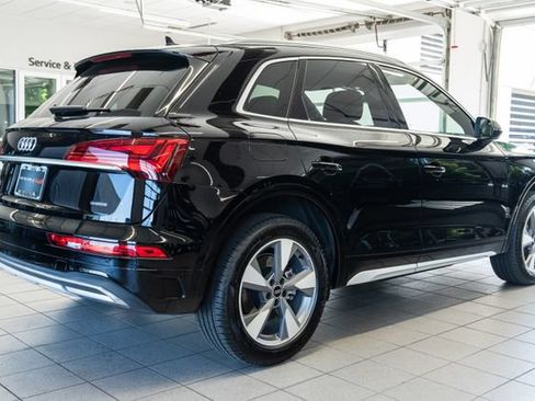 Used 2023 Audi Q5 2.0T Premium Plus w/ Premium Plus Package AWD/4WD image 6