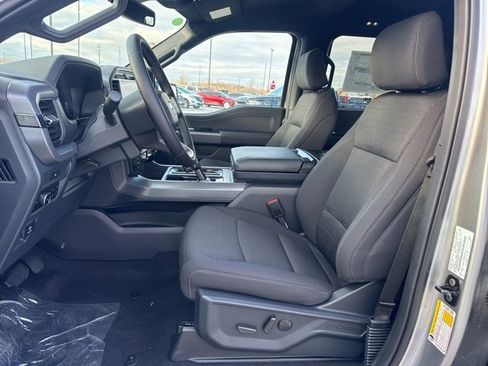 New 2025 Ford F150 XLT w/ Equipment Group 302A MID image 9