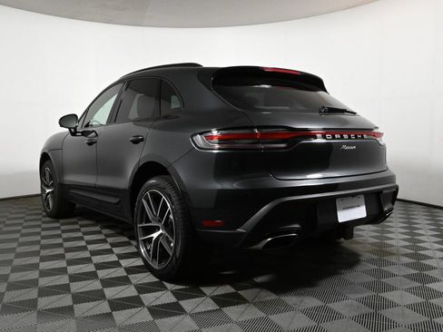 Used 2026 Porsche Macan AWD/4WD image 3