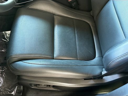 Used 2023 Jaguar F-PACE S image 20