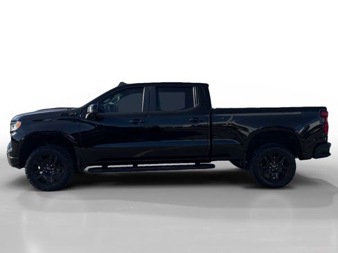 Used 2024 Chevrolet Silverado 1500 LT Trail Boss w/ LT Trail Boss Premium Package AWD/4WD image 2
