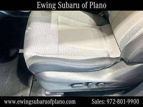 Used 2025 Subaru Outback Premium AWD/4WD image 20