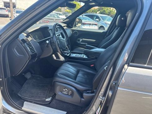 Used 2017 Land Rover Range Rover HSE AWD/4WD image 18