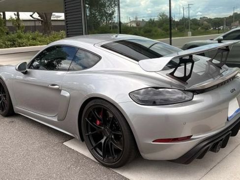 Used 2021 Porsche 718 Cayman GT4 RWD image 4