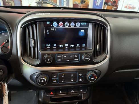 Used 2018 Chevrolet Colorado LT w/ LT Convenience Package AWD/4WD image 11