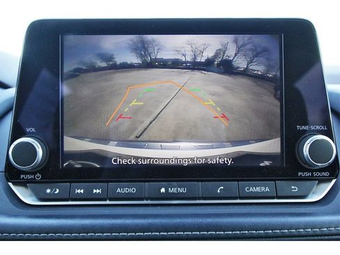 Used 2023 Nissan Rogue SV image 23