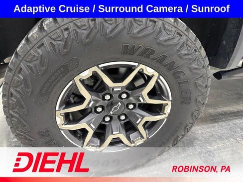 Used 2024 Chevrolet Colorado ZR2 w/ Technology Package AWD/4WD image 6