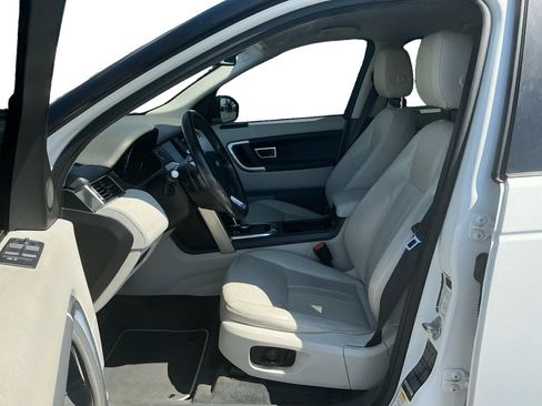 Used 2019 Land Rover Discovery Sport SE AWD/4WD image 14