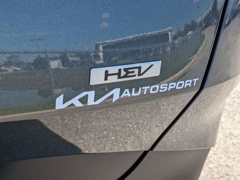 Used 2024 Kia Sportage LX image 14