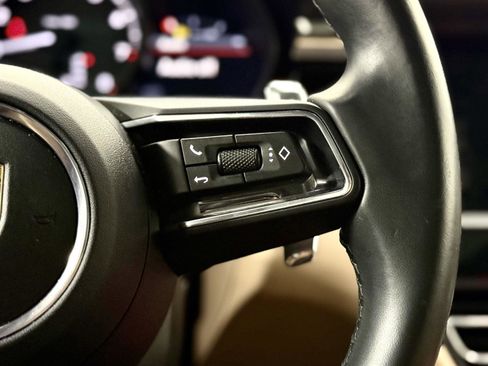 Used 2023 Porsche Macan Turbo AWD/4WD image 20