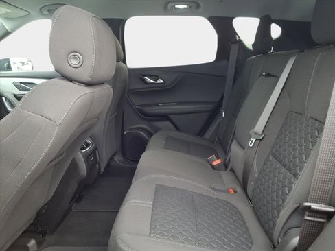 Used 2021 Chevrolet Blazer LT image 16
