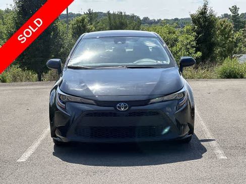 Used 2022 Toyota Corolla LE FWD image 26