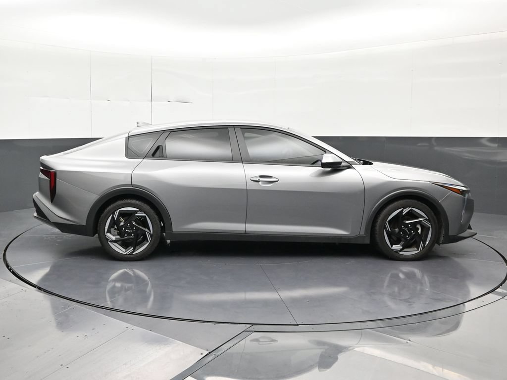 Used 2025 Kia K4 EX FWD image 6