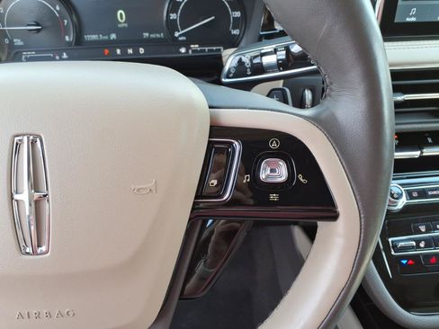 Certified 2022 Lincoln Corsair AWD w/ Premium Package image 19