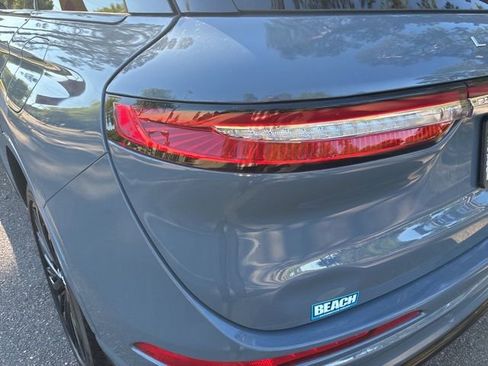 Certified 2025 Lincoln Corsair FWD w/ Equipment Group 101A image 13