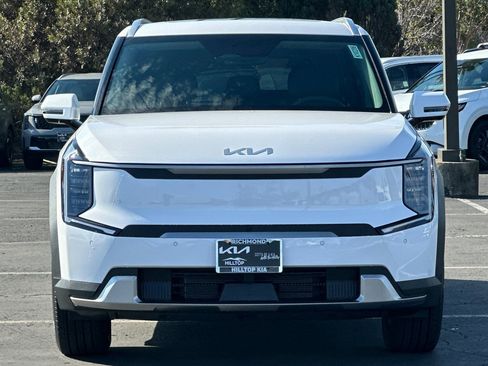New 2026 Kia EV9 Wind image 9