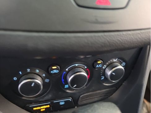 Used 2015 Ford Escape S image 25