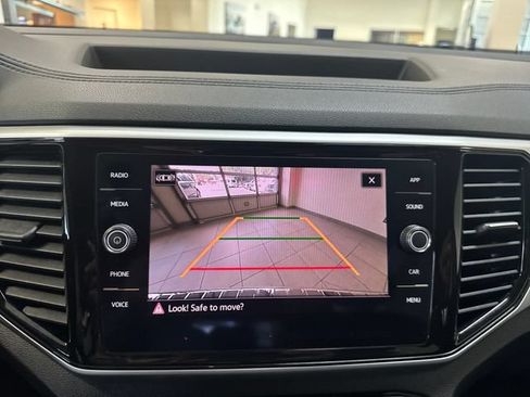 Used 2023 Volkswagen Atlas SE w/ Black Wheel Package AWD/4WD image 23