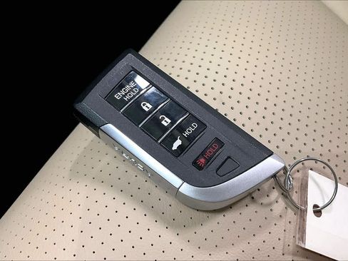 Used 2025 Acura MDX SH-AWD w/ Technology Package image 18