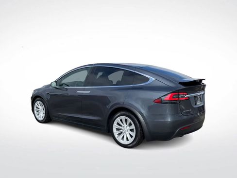 Used 2017 Tesla Model X 75D image 7