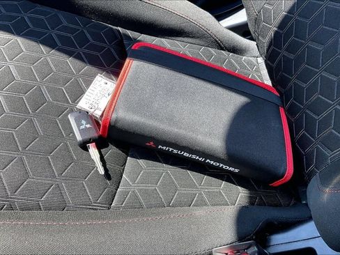 Used 2024 Mitsubishi Outlander Sport LE AWD/4WD image 10