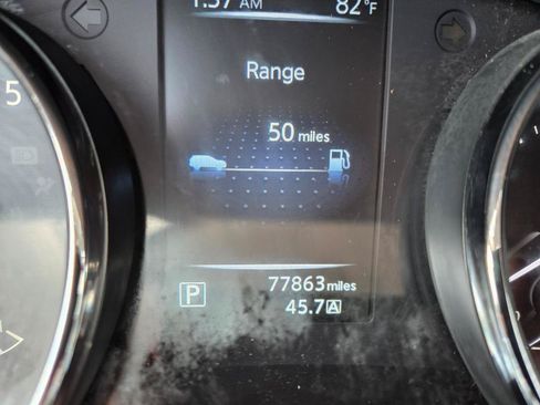 Used 2016 Nissan Rogue SV FWD image 17