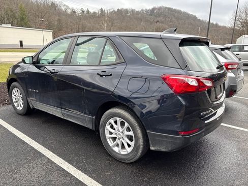 Used 2020 Chevrolet Equinox LS image 3