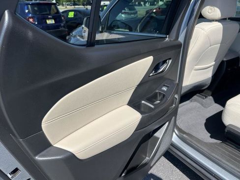 Used 2023 Chevrolet Traverse LS w/ Safety Package FWD image 14
