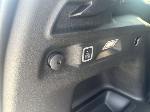 New 2025 Jeep Grand Cherokee L Laredo w/ Luxury Tech Group I image 23