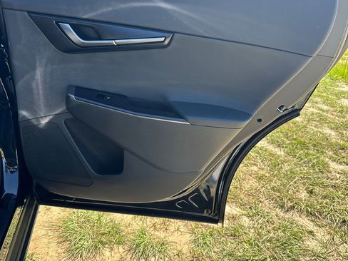 New 2025 Kia EV6 Light w/ Light LR Technology Package image 16
