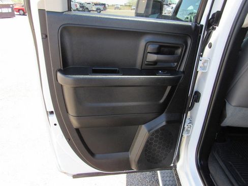 Used 2020 RAM 1500 Tradesman w/ Chrome Appearance Group AWD/4WD image 23