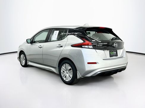 Used 2025 Nissan Leaf S FWD image 5