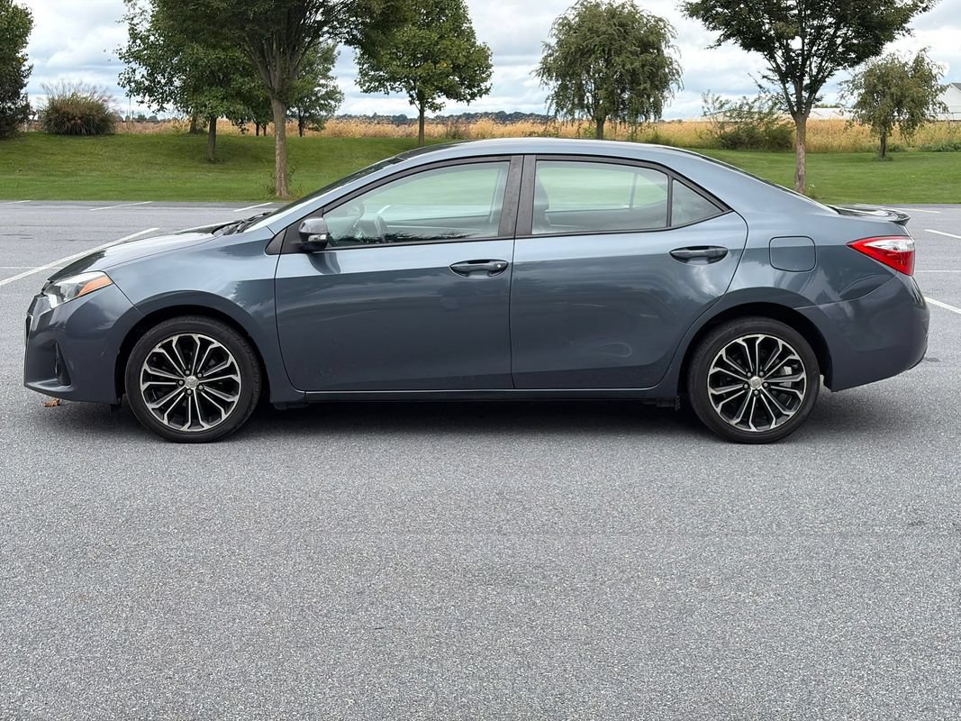 Used 2015 Toyota Corolla S FWD image 5