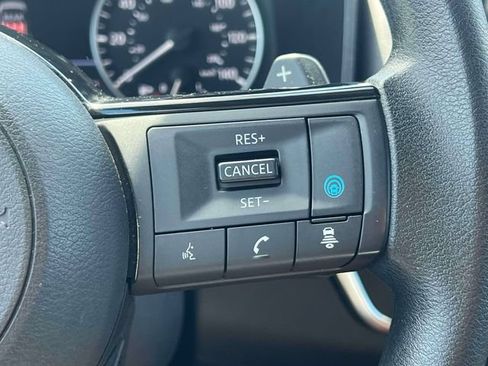 Used 2023 Nissan Rogue SV AWD/4WD image 24