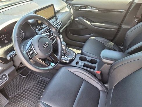 Used 2021 Kia Seltos SX image 14