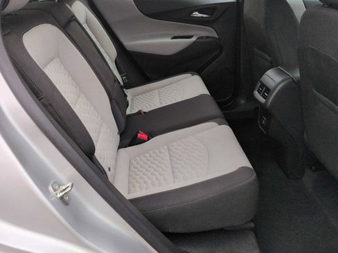 Used 2020 Chevrolet Equinox LS AWD/4WD image 21