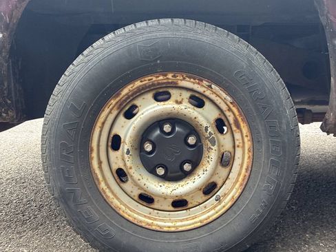 Used 2004 Dodge Ram 1500 Truck ST RWD image 37