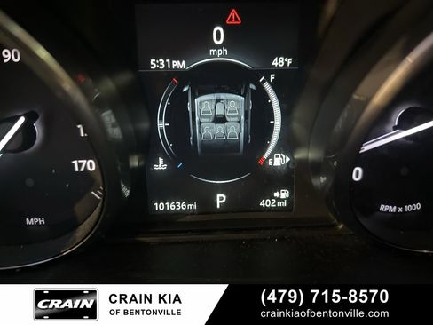 Used 2016 Land Rover Range Rover Sport HSE image 18