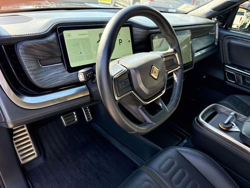 Used 2022 Rivian R1T Launch Edition image 25