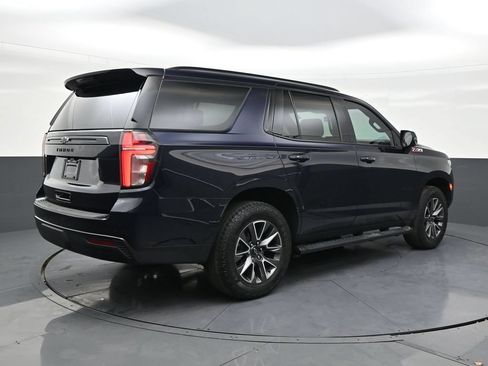 Used 2023 Chevrolet Tahoe Z71 w/ Luxury Package AWD/4WD image 5